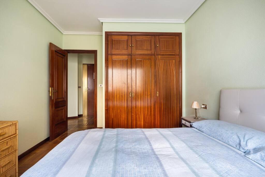 Apartamento Centro De Vigo Con Paking Gratuito Bagian luar foto