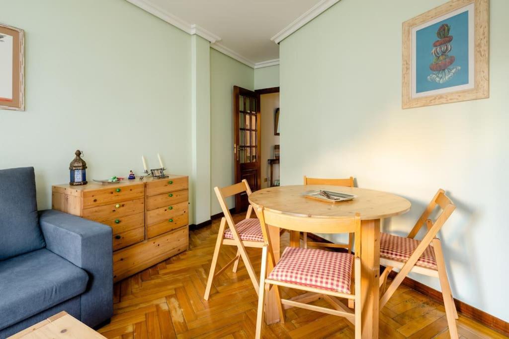Apartamento Centro De Vigo Con Paking Gratuito Bagian luar foto