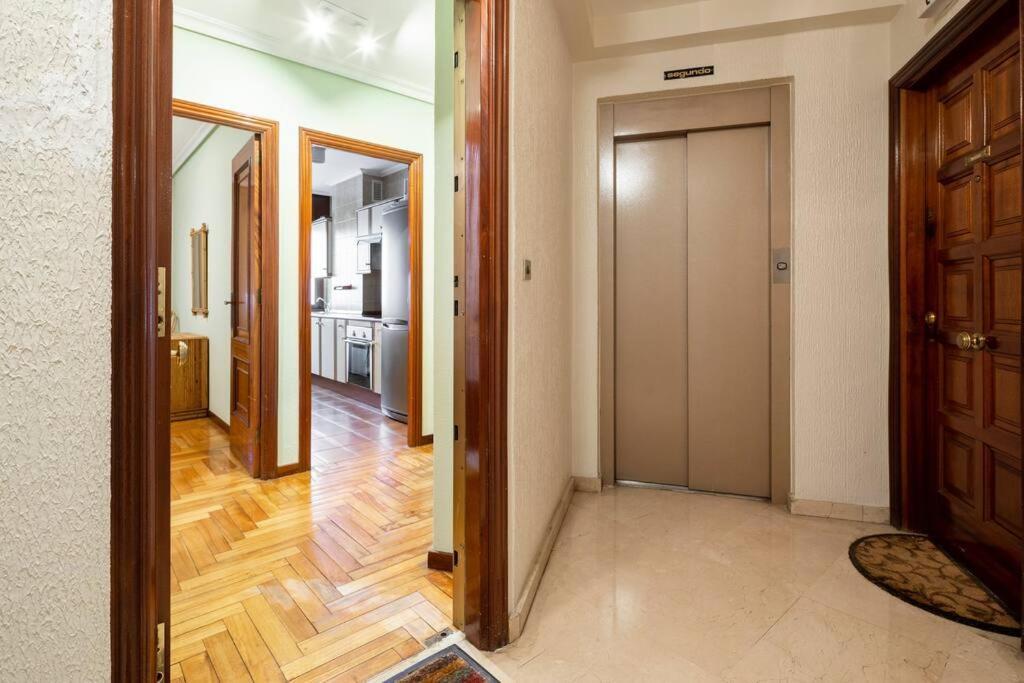 Apartamento Centro De Vigo Con Paking Gratuito Bagian luar foto