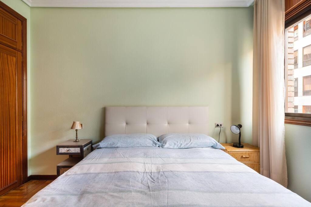 Apartamento Centro De Vigo Con Paking Gratuito Bagian luar foto
