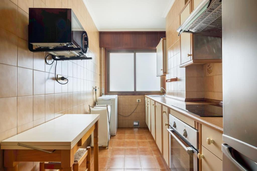 Apartamento Centro De Vigo Con Paking Gratuito Bagian luar foto